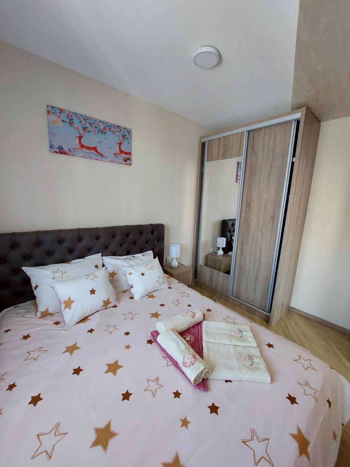Golden 61 Apartment *